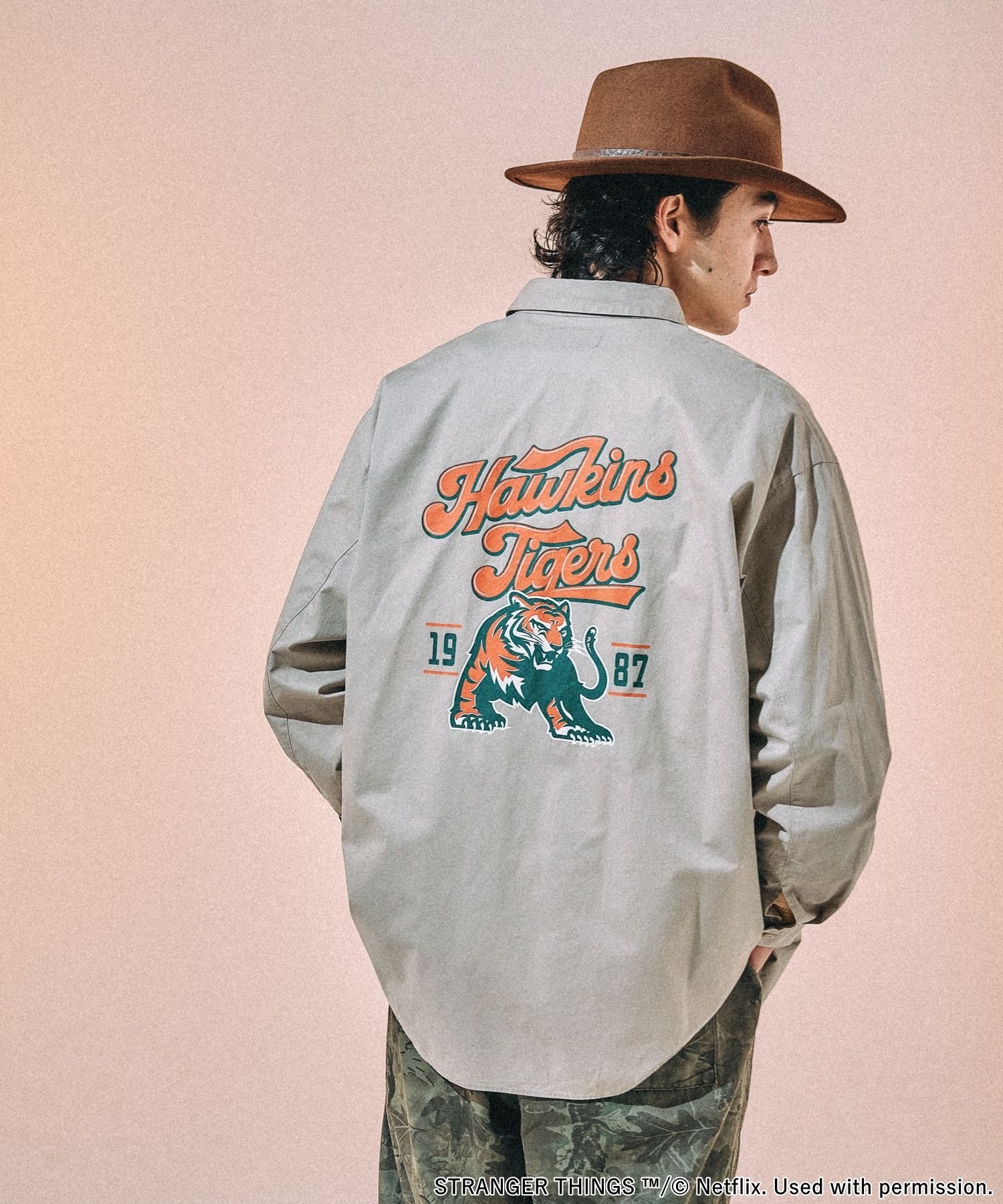 niko and ｜【STRANGER THINGS】コラボグラフィックシャツ