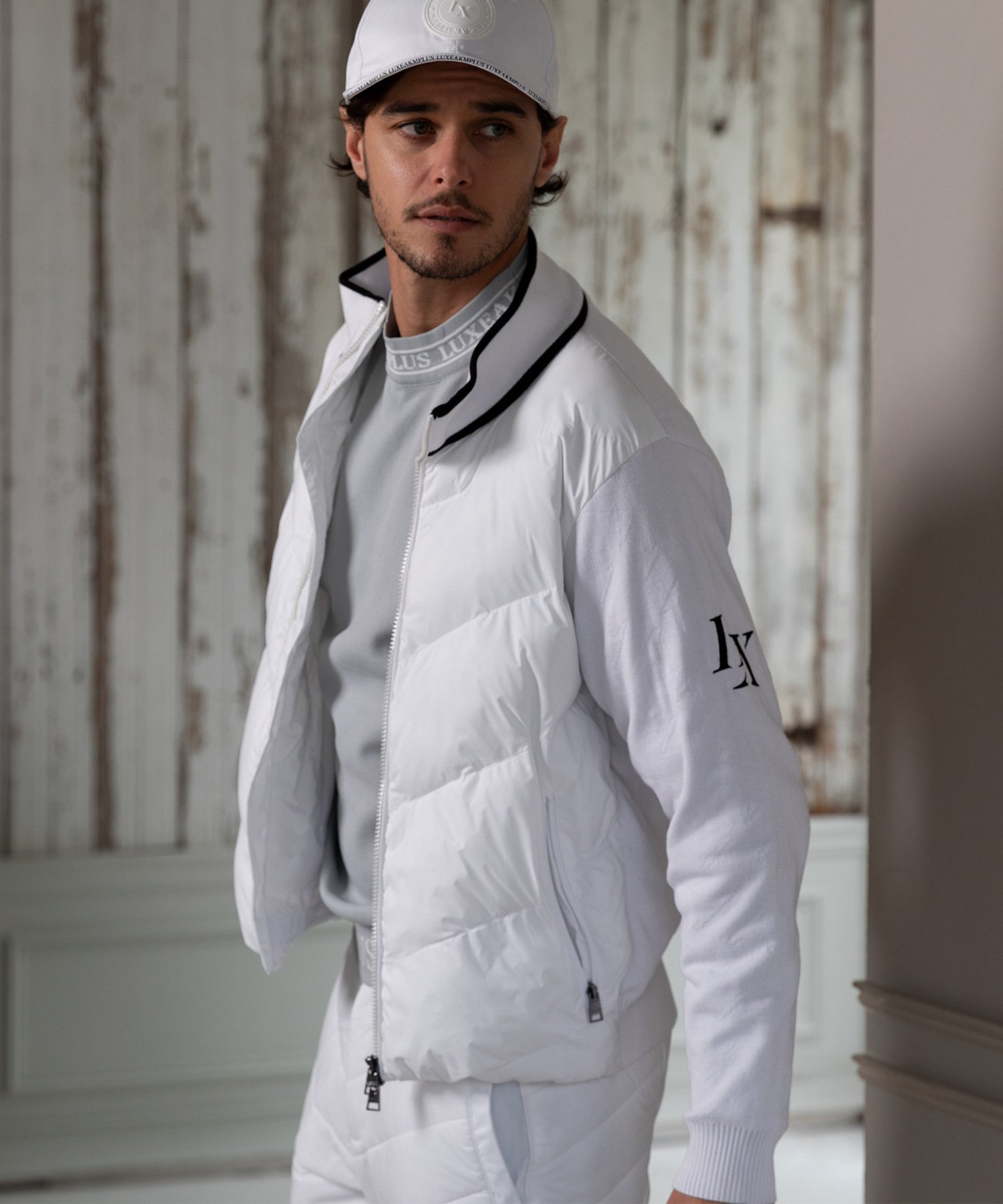 SHIFFON｜LUXEAKMPLUS ゴルフ スリーブニットパデッドスタンド