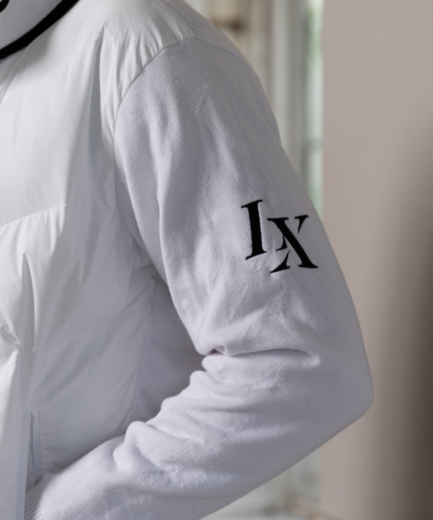 SHIFFON｜LUXEAKMPLUS ゴルフ スリーブニットパデッドスタンド