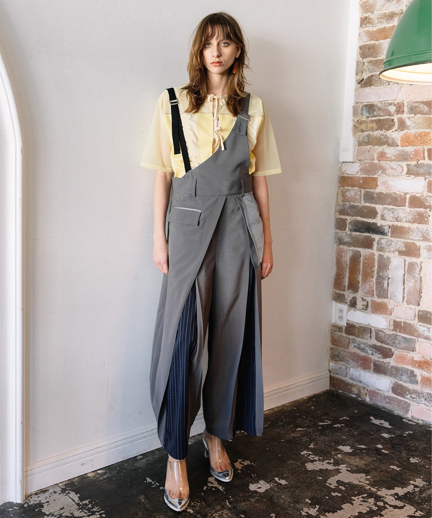 AULA AILA｜タックアシンメトリーサロペット | Rakuten Fashion(楽天