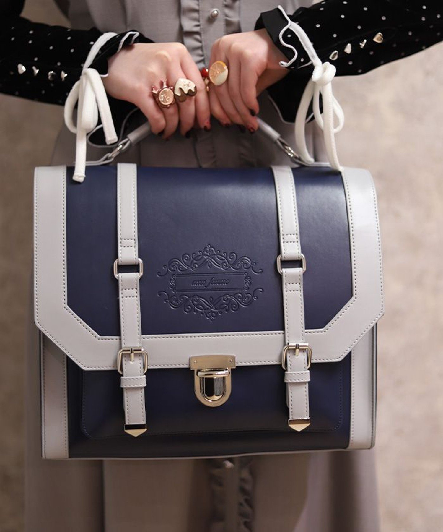 axes femme｜ベルトデザイン配色サッチェル | Rakuten Fashion(楽天