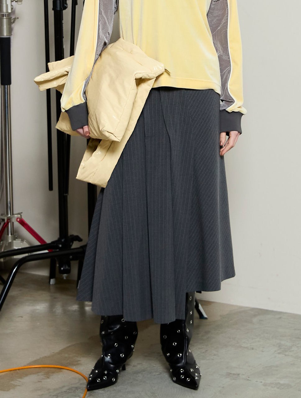 MAISON SPECIAL｜アシンメトリータックミモレスカート | Rakuten