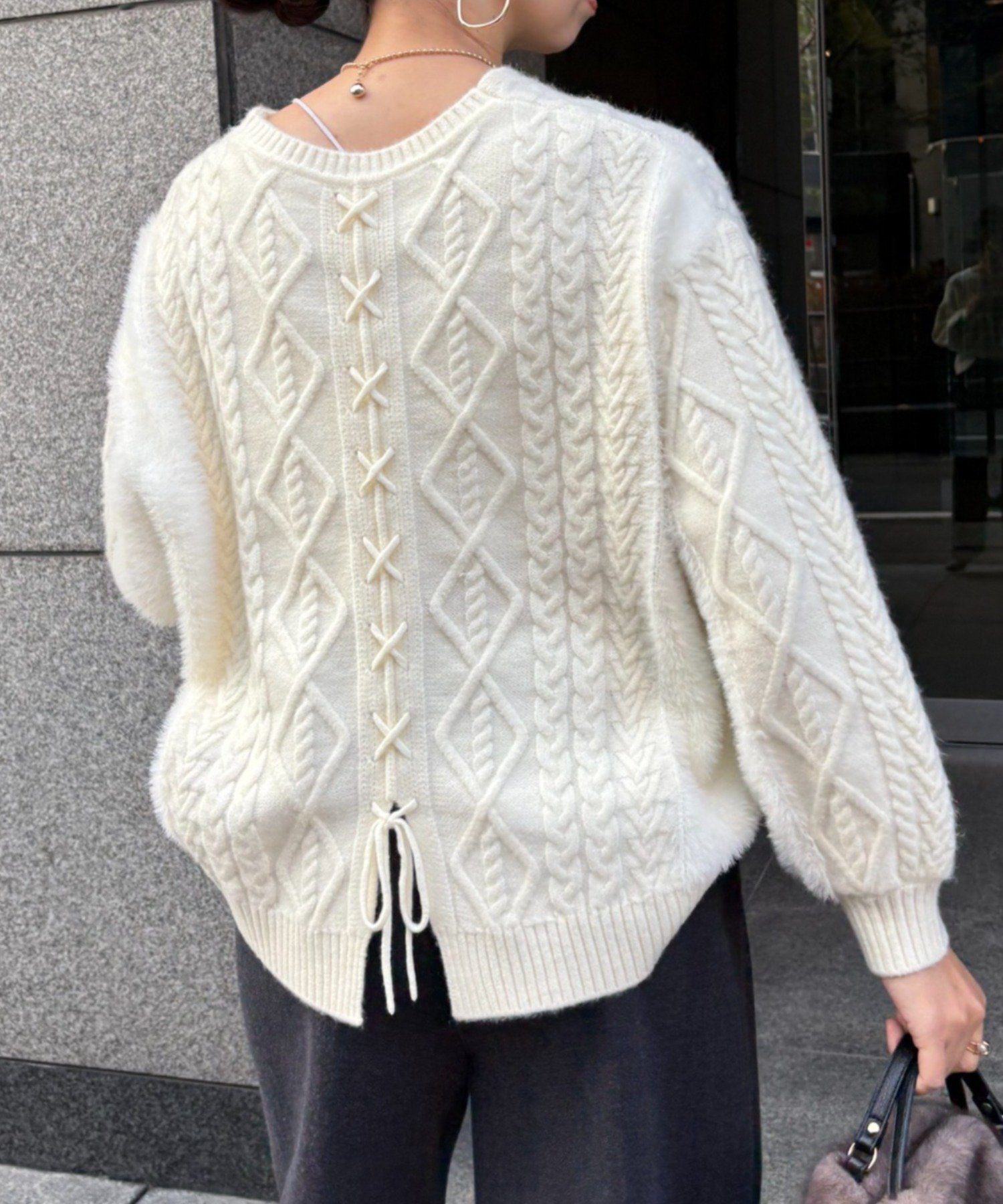 Jena espace merveilleux｜【後ろ姿で惹きつける】バックレースアップ