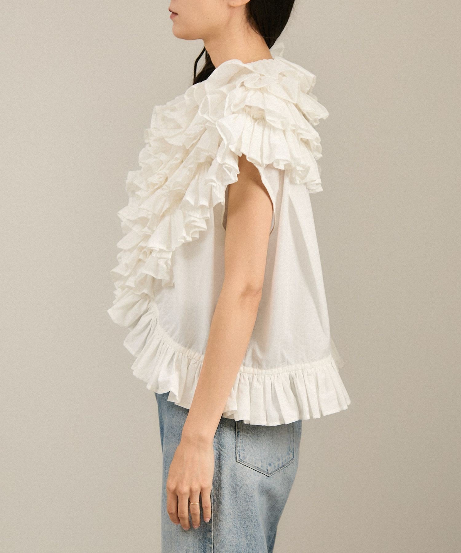 SALON adam et rope'｜【crinkle crinkle crinkle】別注フリルポンチョ