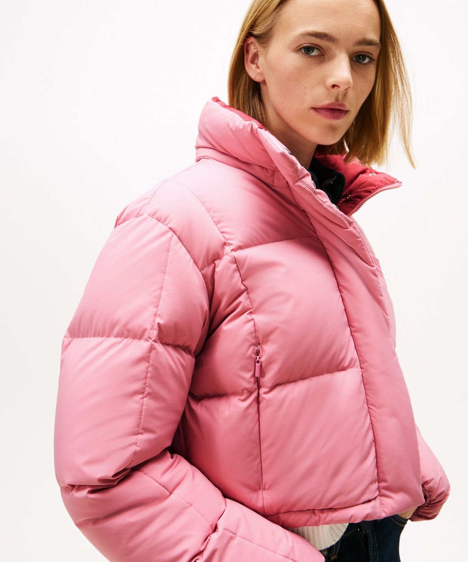 TOMMY HILFIGER｜アラスカグリッドクロップドダウンジャケット