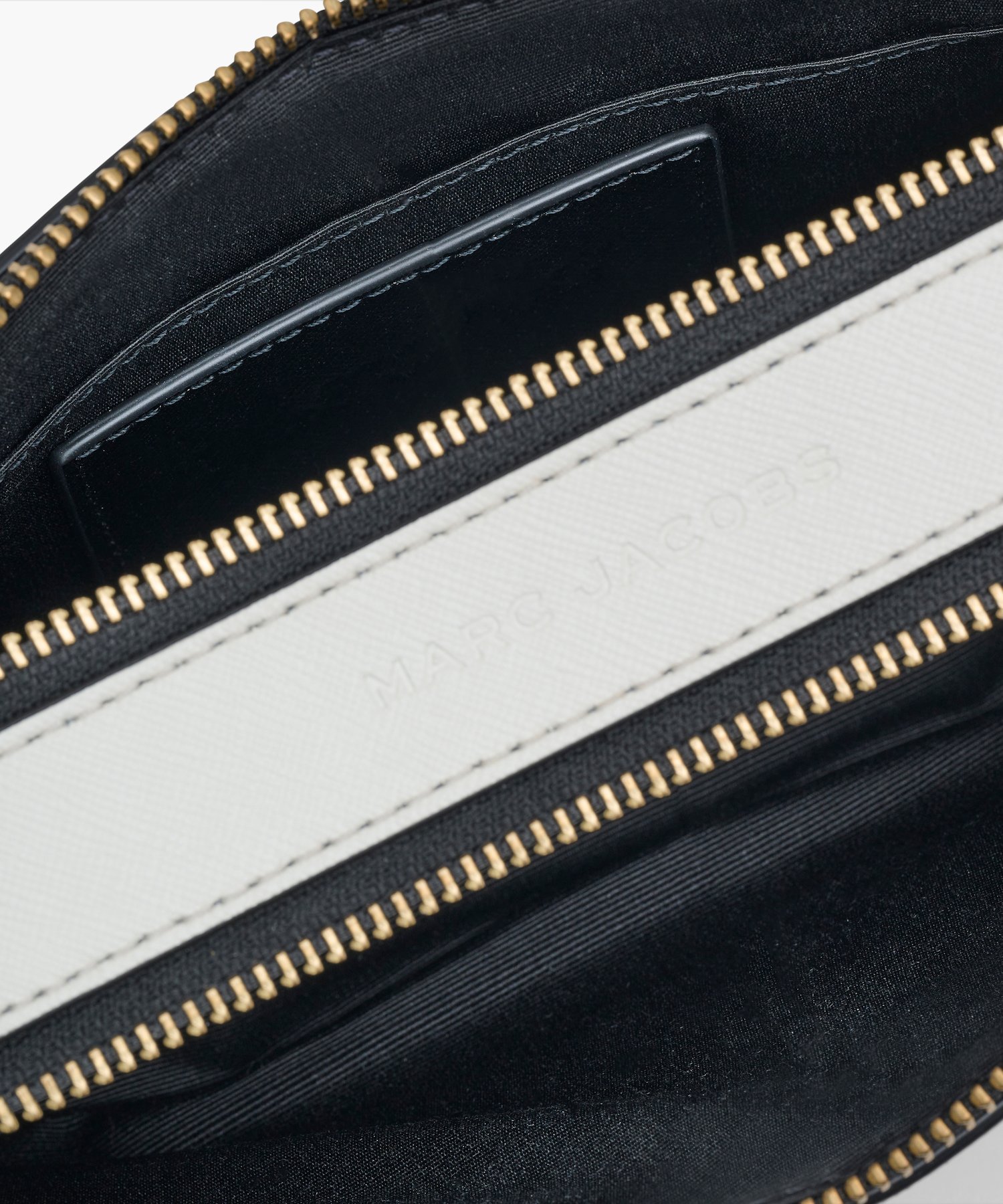 MARC JACOBS(マーク ジェイコブス)｜【公式】THE SNAPSHOT