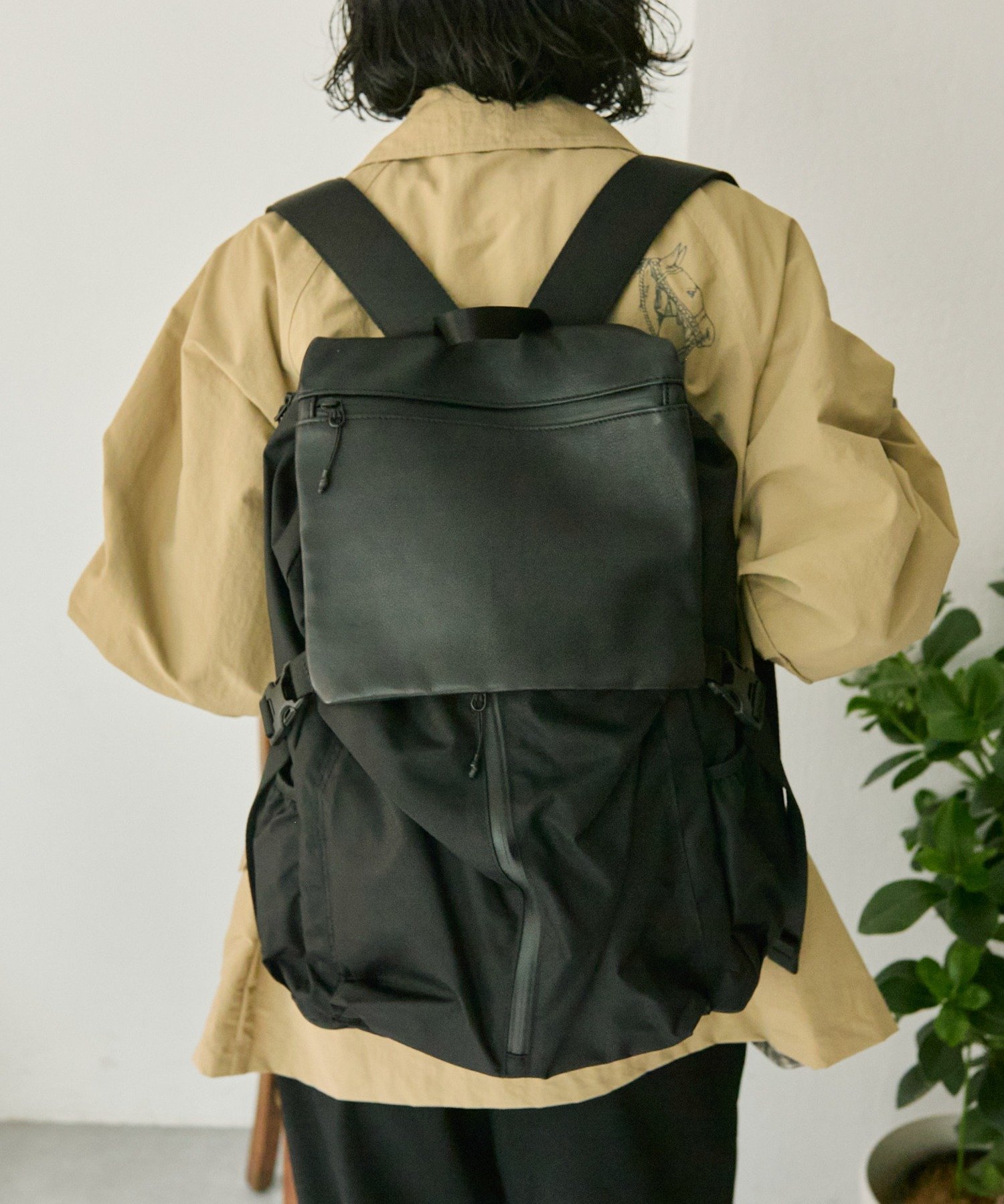 ear PAPILLONNER｜【BURLAPOUTFITTER×ear】レザーコンビライトリュック