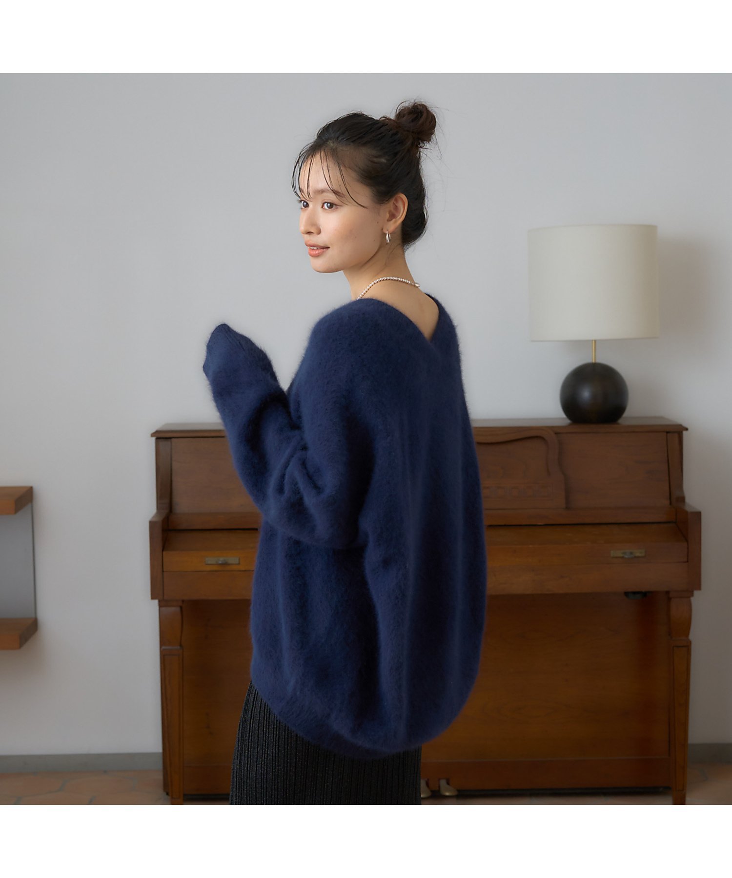 Rouge vif la cle｜フォックスウールVネックラウンドヘムニットプル