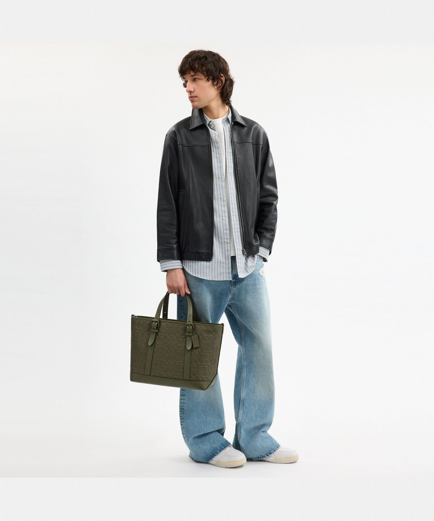 COACH OUTLET｜【公式】ワーナー トート バッグ・シグネチャー レザー