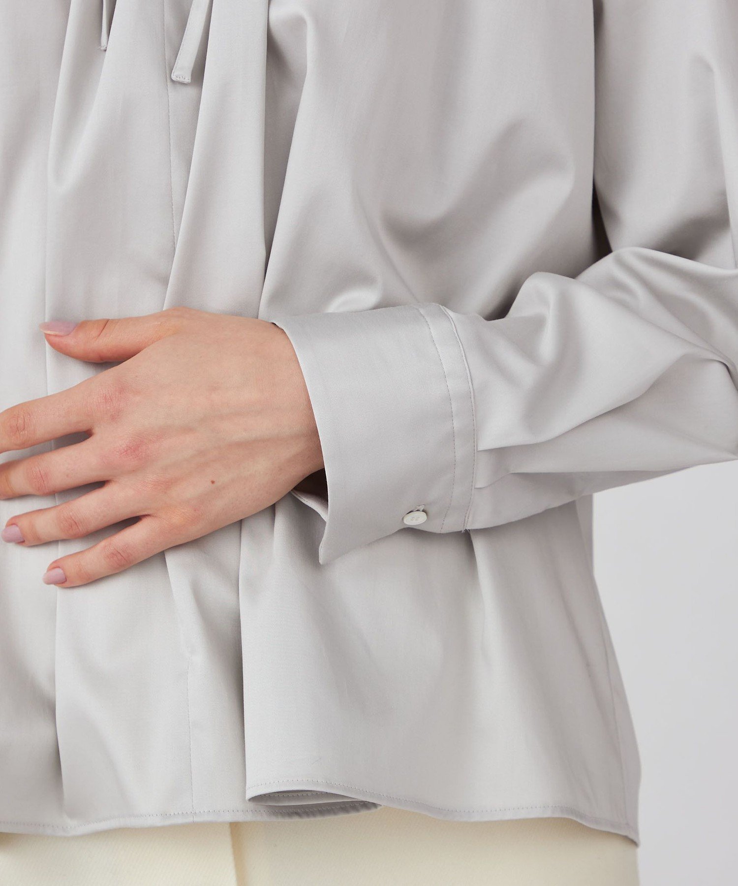 TOMORROWLAND｜ハイカウントサテン ネックフリルブラウス | Rakuten