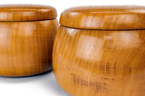 楽天市場】囲碁 木製碁笥 美栄作 本桑 立形 特大 ※蛤碁石36号まで収納