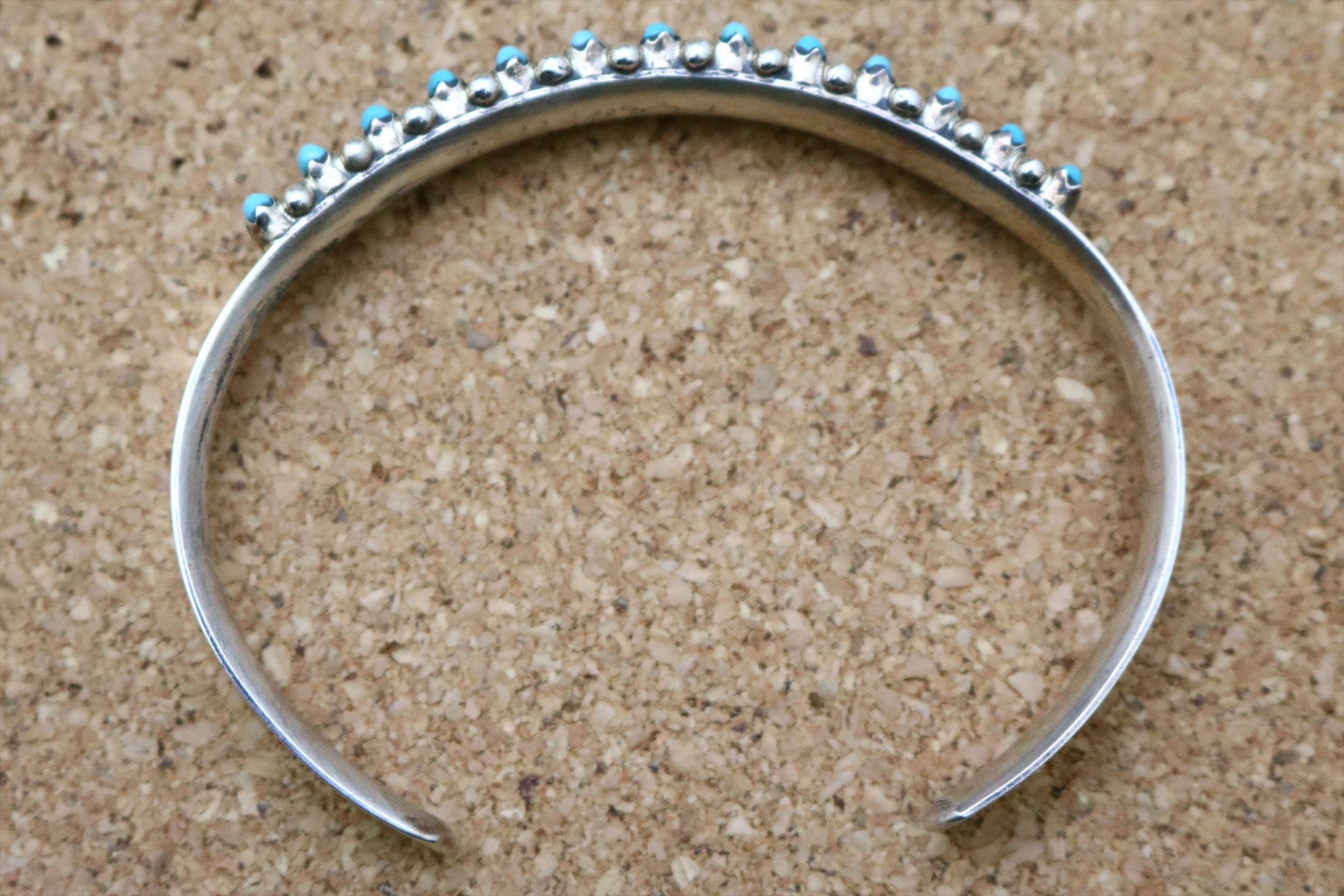 楽天市場】インディアンジュエリー ズニ族 ターコイズ バングル