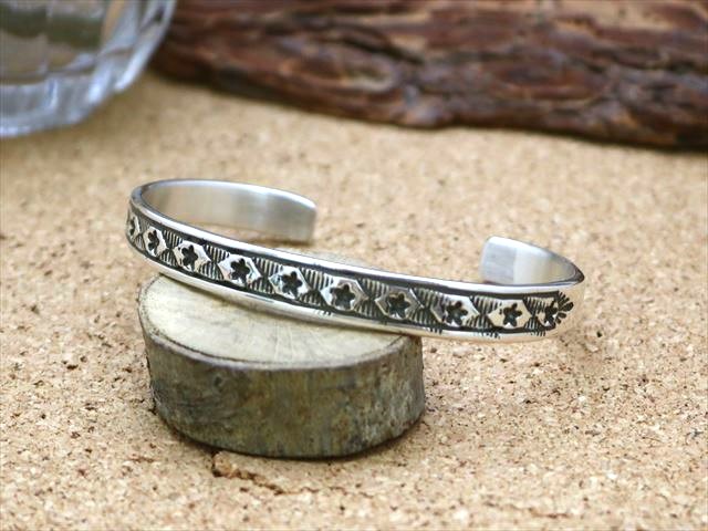 最終 ブルースモーガン バングル 14K ナバホ族 インディアンジュエリー