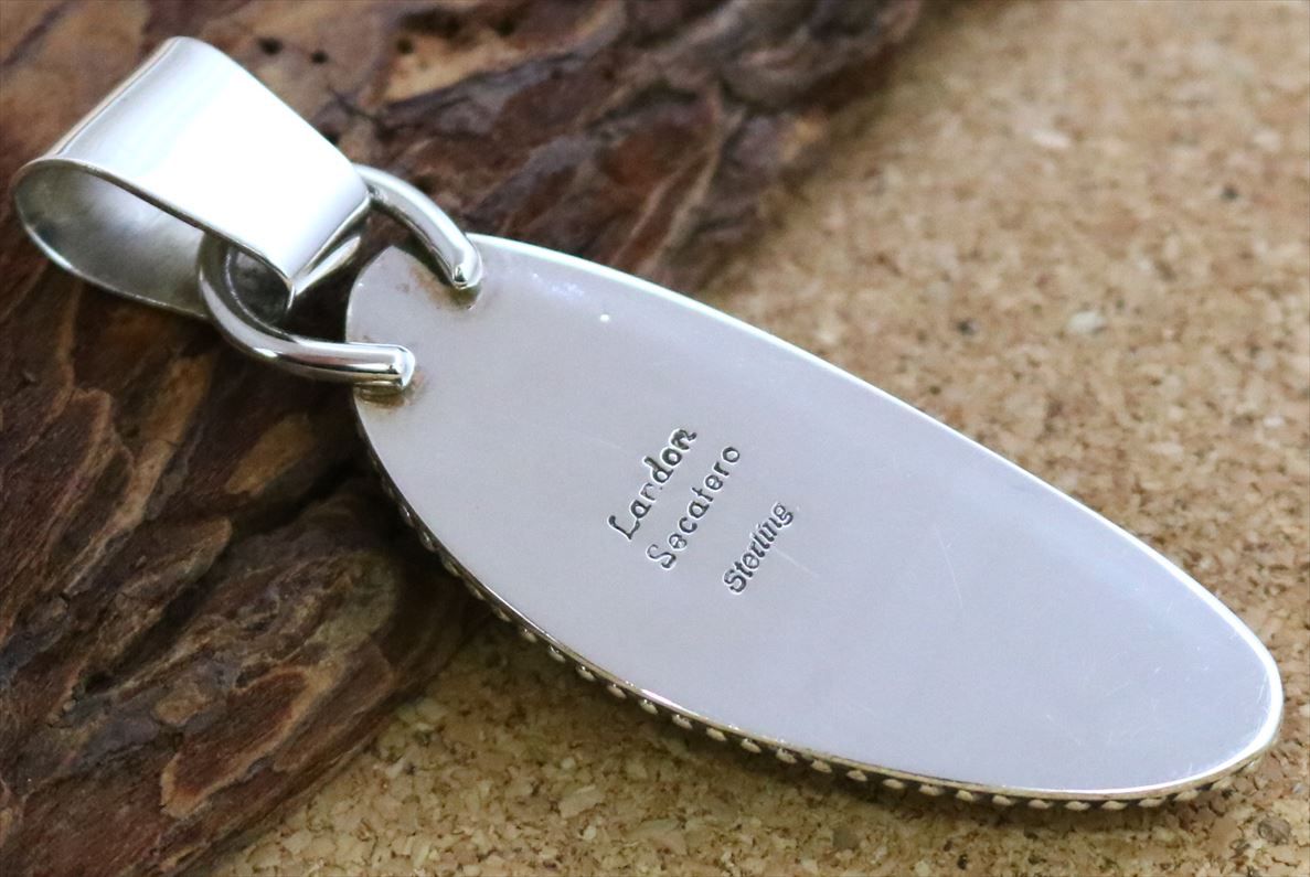 ナバホ族 Douglas Etsitt作 Sterling Silver ナバホ族 Douglas Etsitt