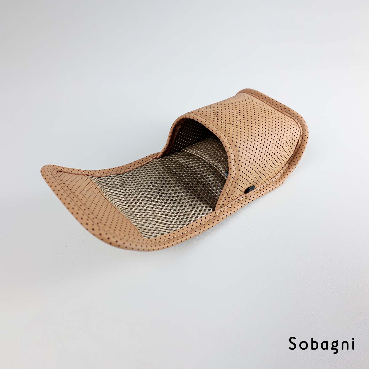 楽天市場】【完売】 muta marine ムータ ゴルフ距離計ケース continua