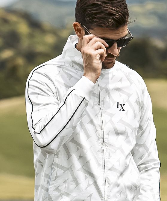 LUXEAKMPLUS リュクスエイケイエムプラス ゴルフ 総柄ブリーザブル