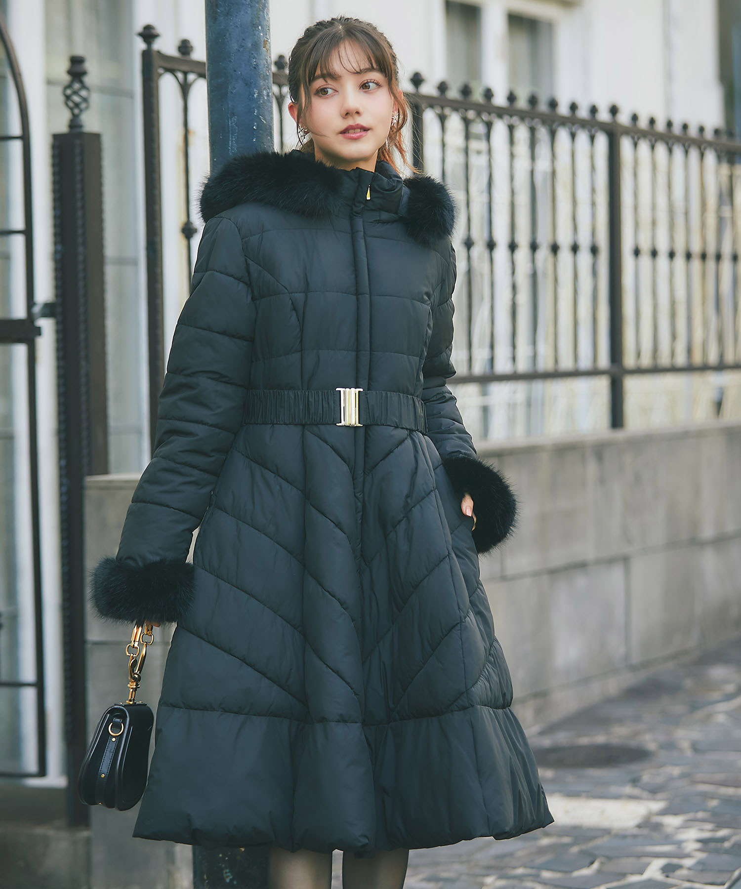 楽天市場】取り外し可能なファー＆ベルト付きフィット＆フレア