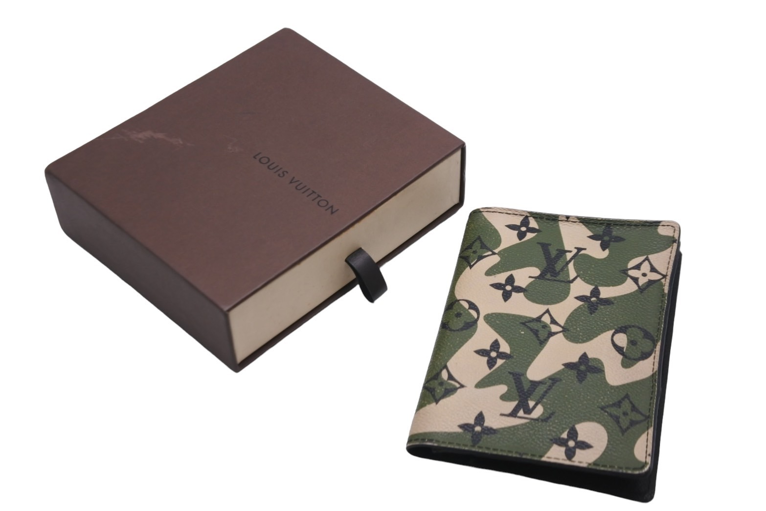 楽天市場】LOUIS VUITTON ルイヴィトン パスポートケース クーヴェル