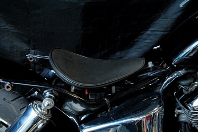 楽天市場】シャドウ 400 シート 純正の通販