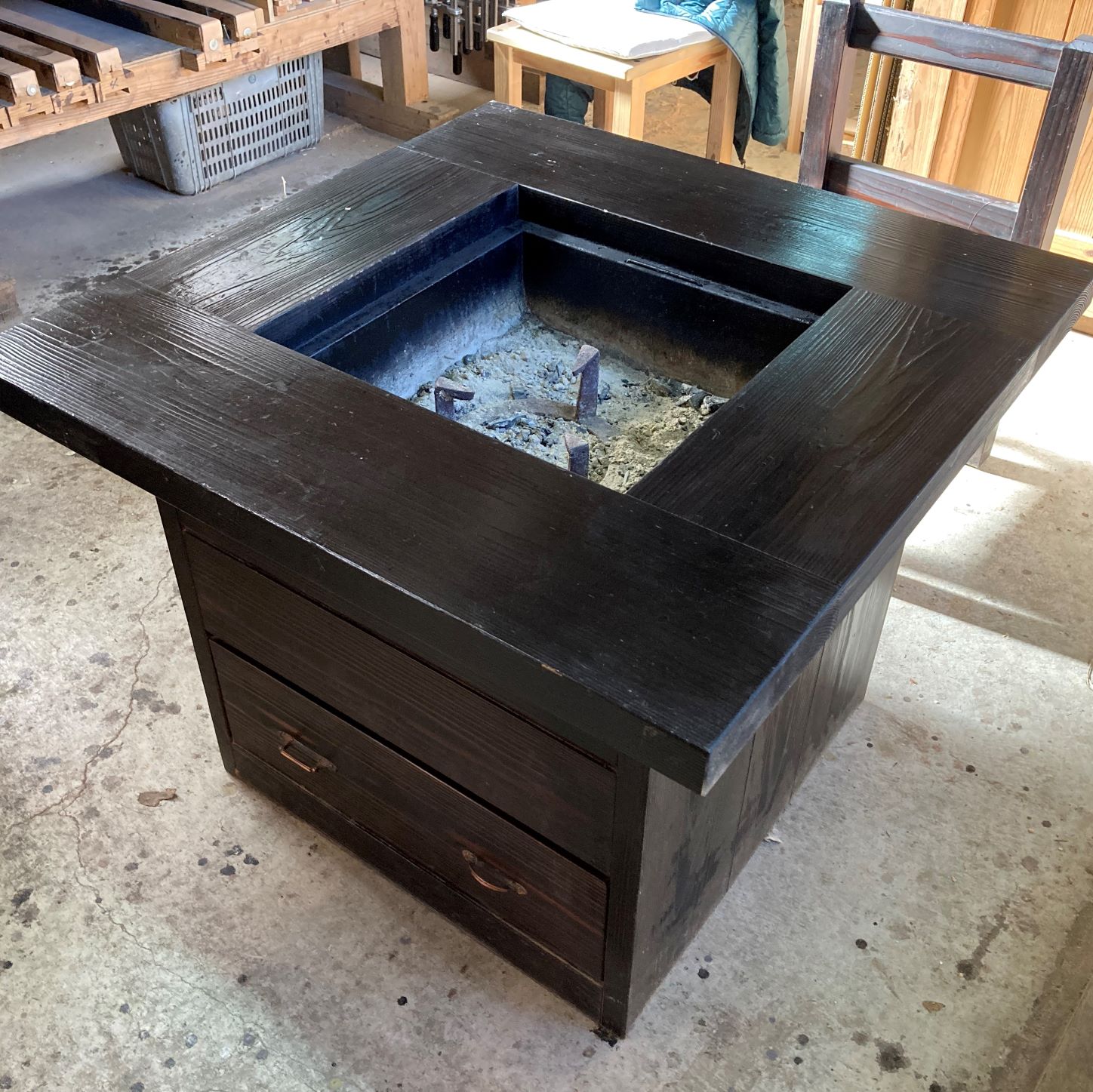 楽天市場】【灰 五徳セット】箱タイプ 囲炉裏テーブル 3点セット