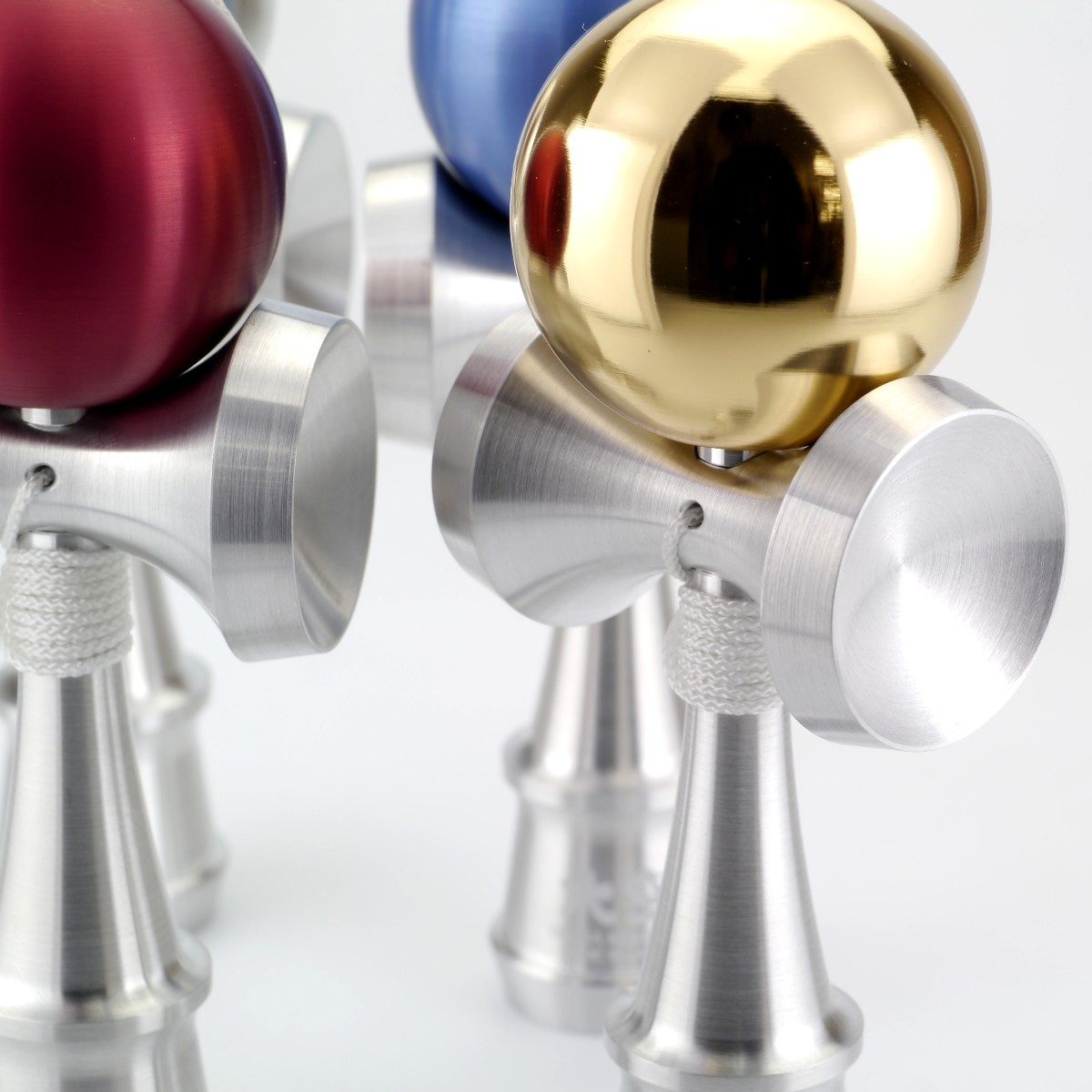 楽天市場】金属削り出し けん玉 大空66% シルバー (無塗装) : ヨーヨー