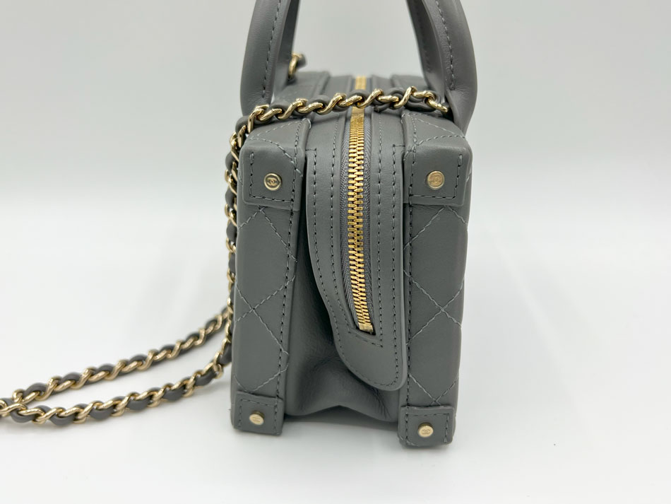 楽天市場】CHANEL シャネル スモール バニティ ケース チェーン