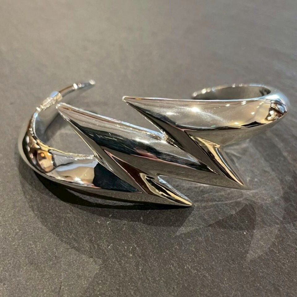 楽天市場】ポイント2倍!!ファーストアローズ ライトニング バングル