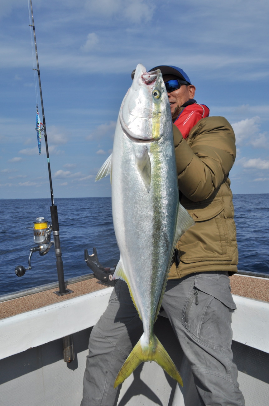 TrickStar 624 (Jigging Spinning Model for Yellowtail) | TRUTH JAPAN