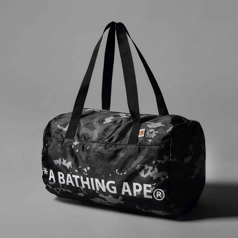 本日発売「A BATHING APE」のボストンバッグ付録、smart 3・4月合併号