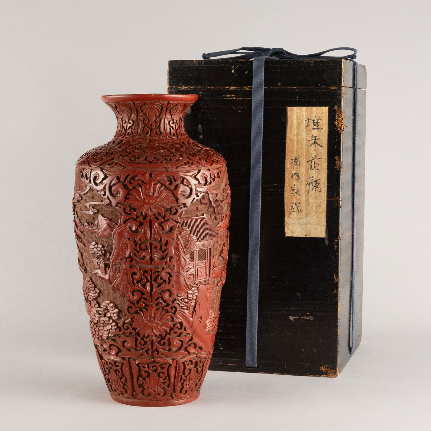 日本と中国の堆朱（ついしゅ）・剔紅（てきこう）とは？｜歴史・特徴を