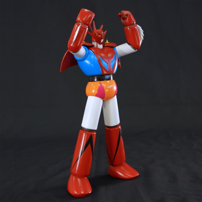 NANKOKU FACTORYのソフビキット復刻企画。今回はミドルサイズの変形