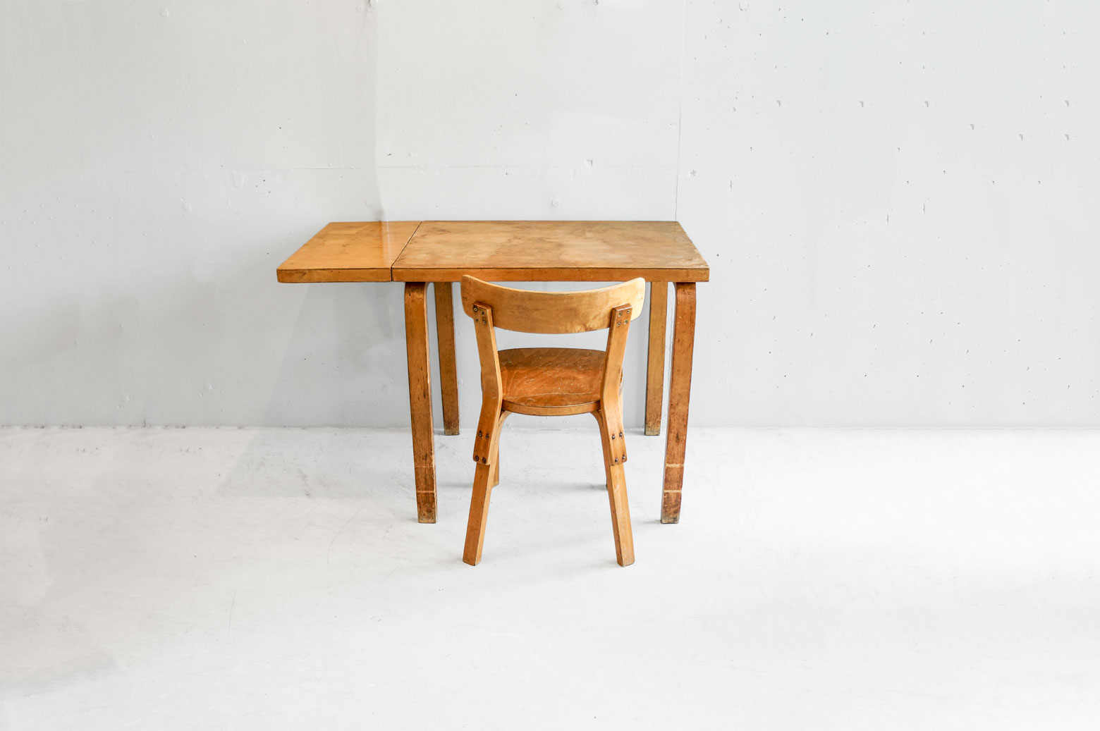Vintage artek Alvar Aalto Extension Table Chair No.69 set