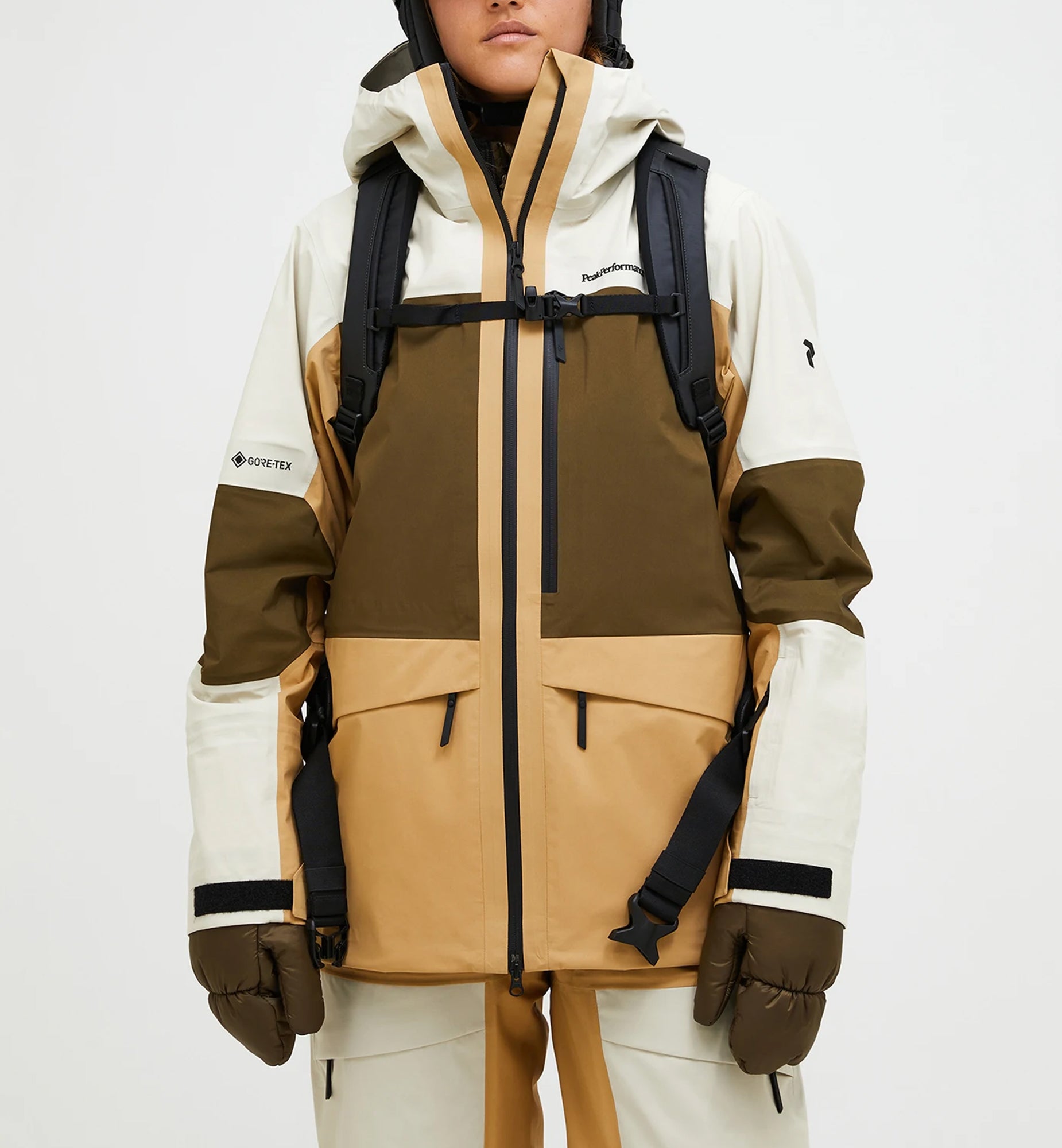 Peak Performance 25/26 Winter Collection 第一弾 最新モデルがついに