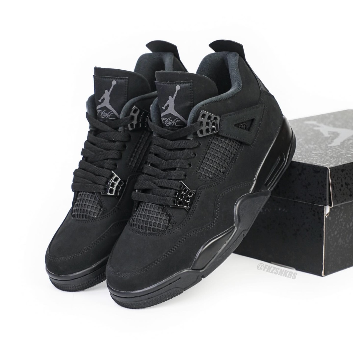 Nike Air Jordan 4 Retro “Black Cat”が国内11月28日に復刻発売