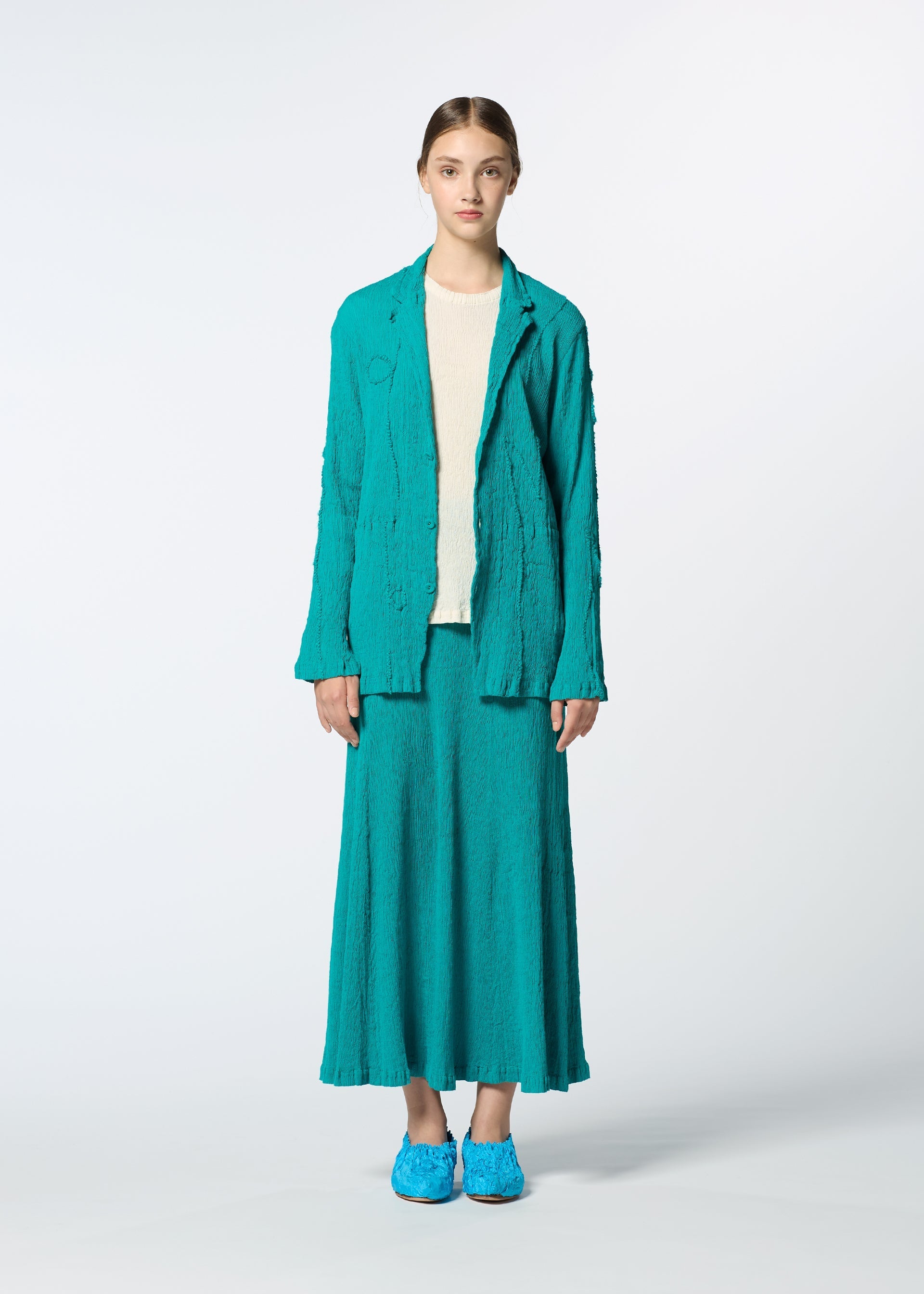 HAAT – ISSEY MIYAKE ONLINE STORE