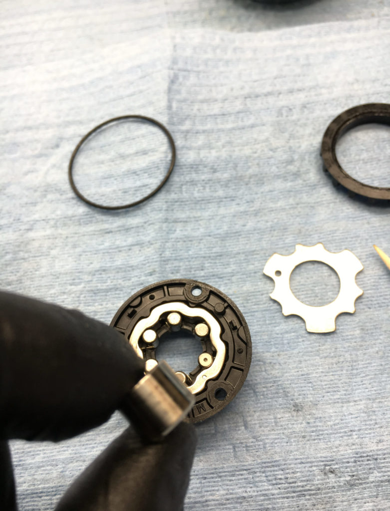 22ステラC5000XG カチカチ異音 オーバーホール - 関西・兵庫でリールの