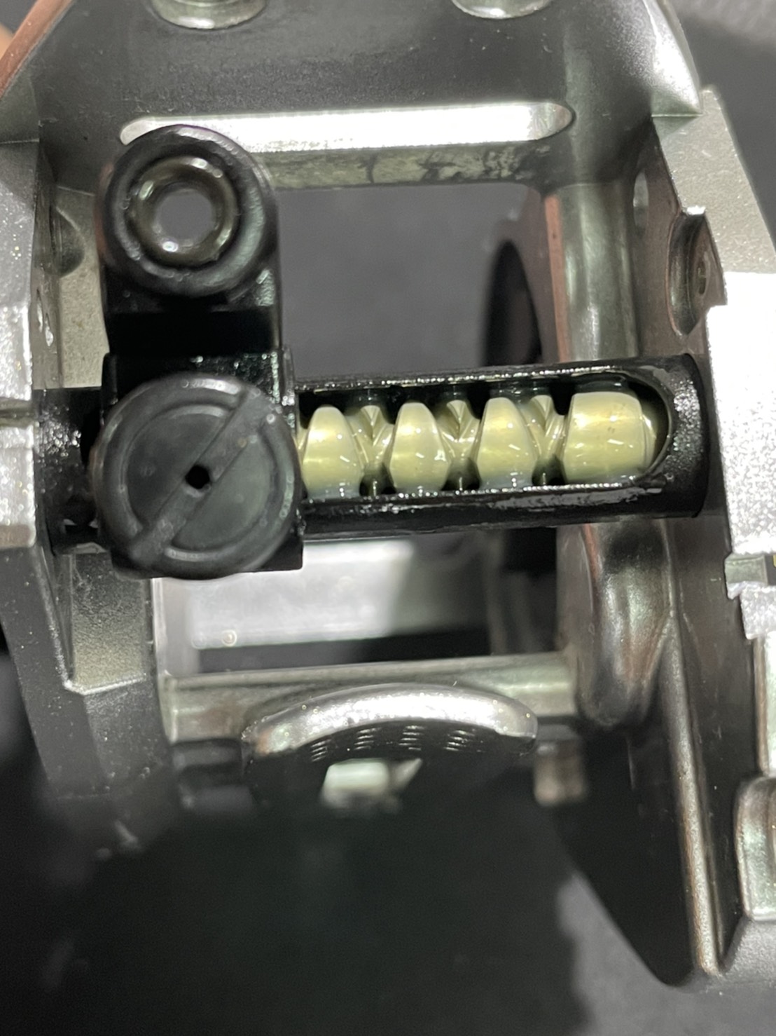 シマノ 14 バルケッタ CI4 201HG」のオーバーホール - 関西・兵庫で