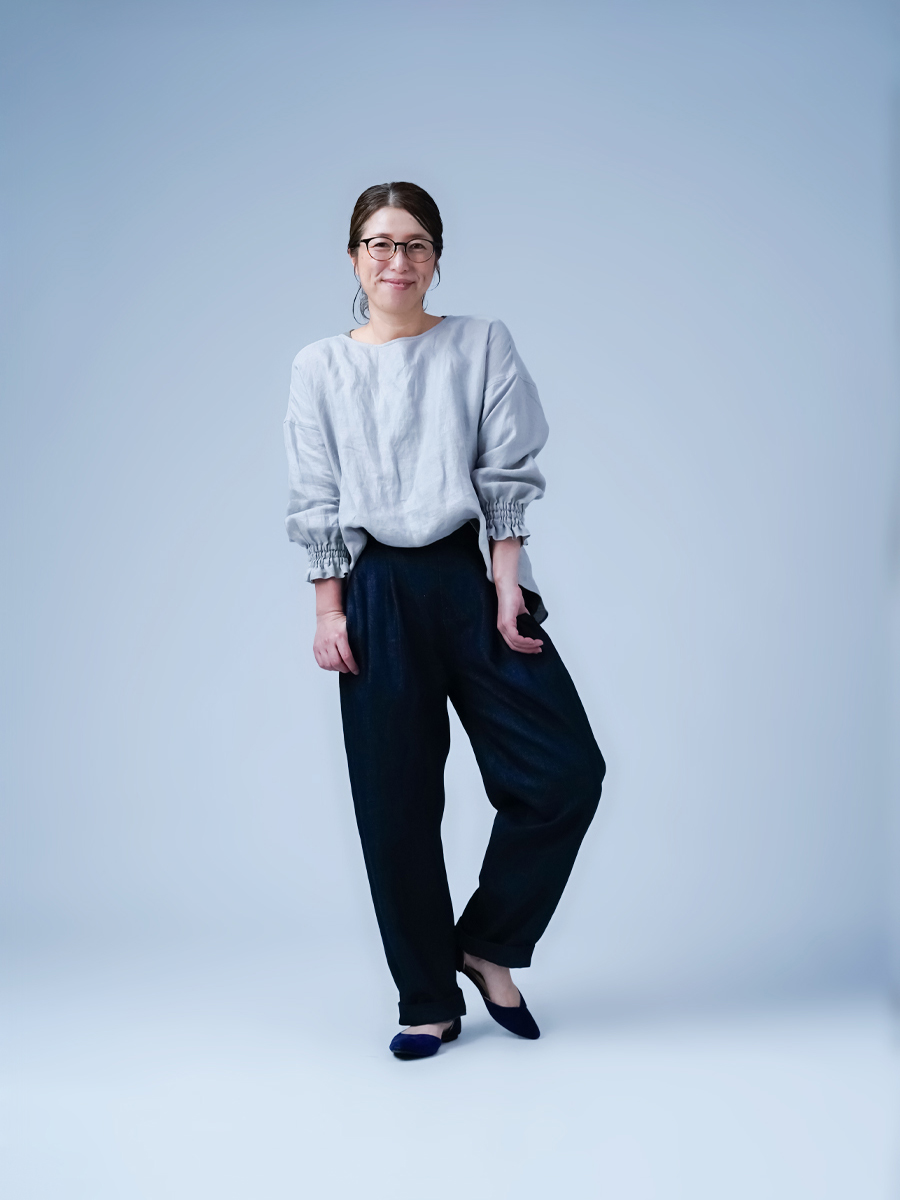 リネンデニムパンツ】時間を忘れる心地よさ 男女兼用タックパンツ