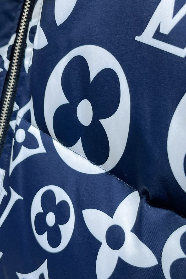 最高級ルイヴィトンスーパーコピー ルイヴィトンジャケットコピー ルイ