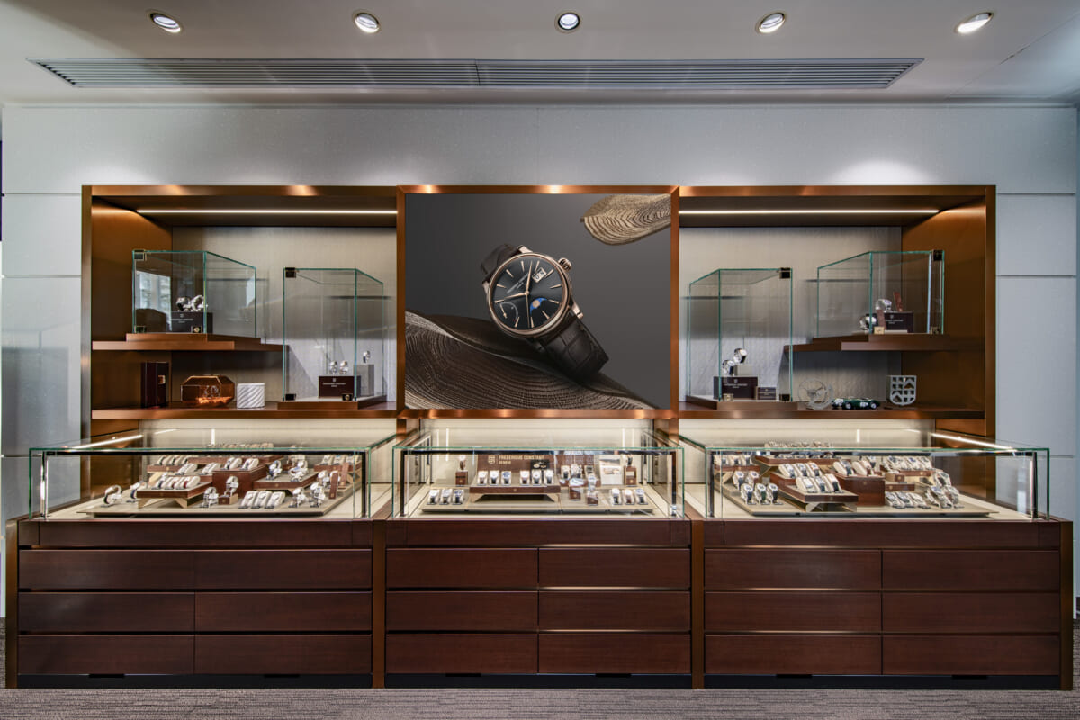 GINZA SIXにスイス時計【フレデリック・コンスタント】日本初の