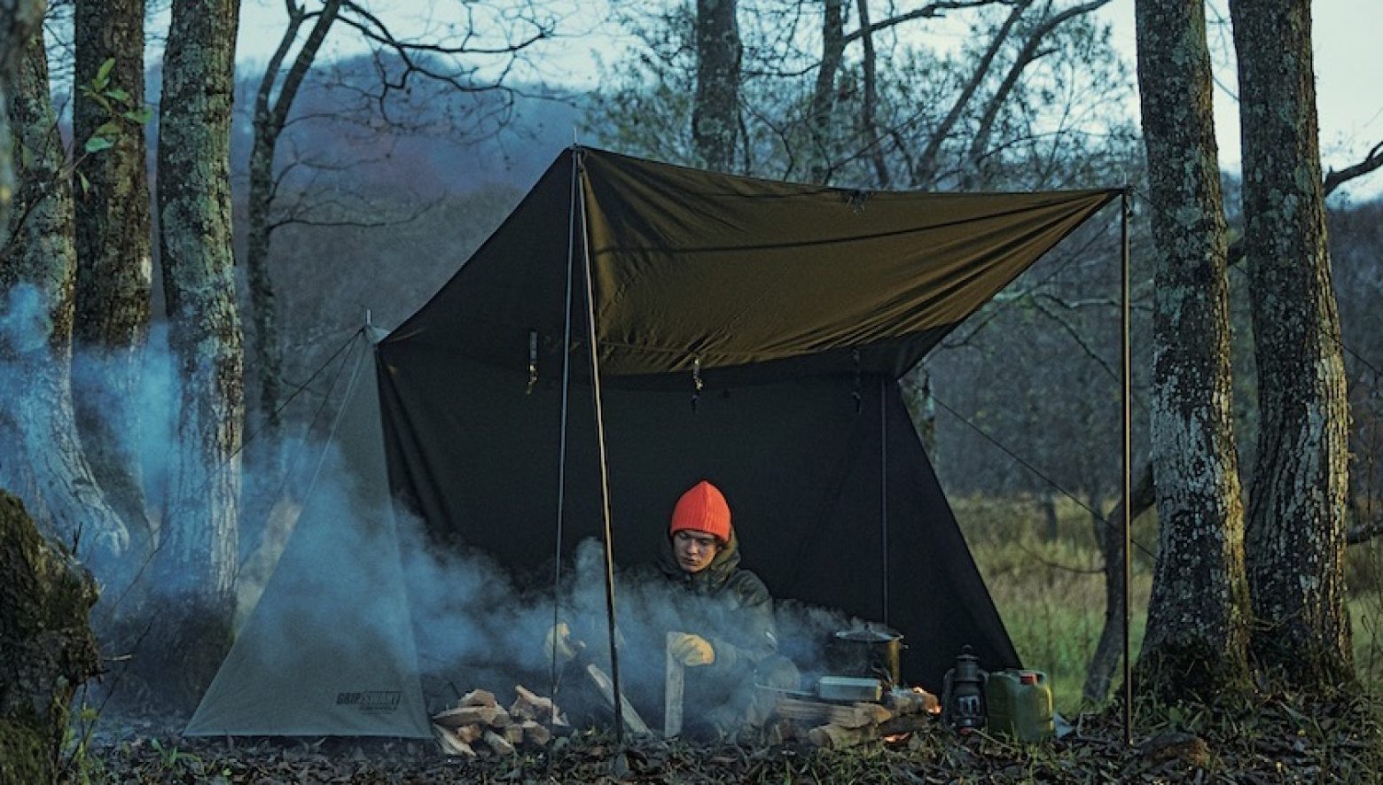 グリップスワニーから、待望のテント&タープが登場！ 野営的ソロ