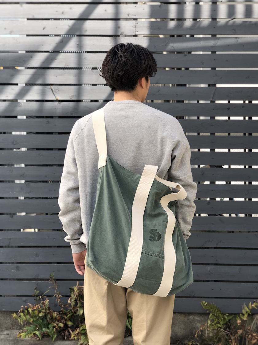 米軍のランドリーバッグをリメイクした、スタンダードカリフォルニア