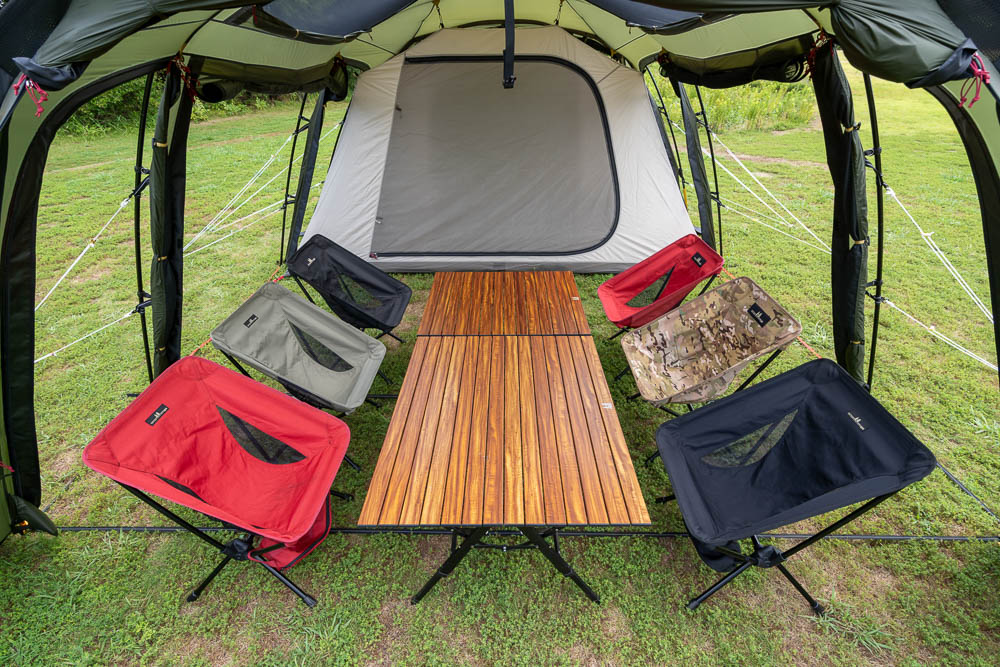 オガワの新作トンネル型テントは、ゆったりサイズを極めた6人用。開放