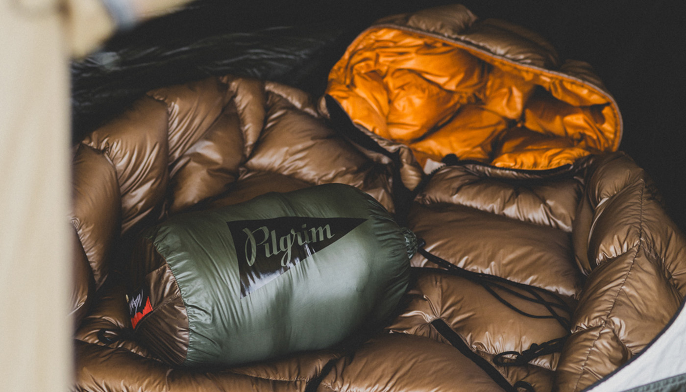 ピルグリム サーフ＋サプライが今年もナンガに別注！“着られる寝袋”が