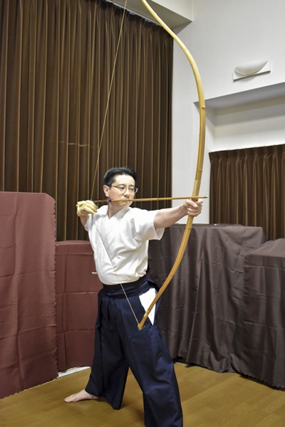 弓道・弓術再考】古今の「強弓使い」と「強い弓」が教える“射貫く”射法