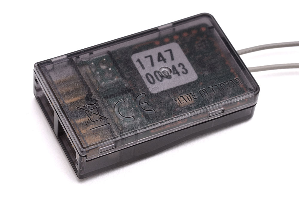 Futaba R7003SB Receiver - 3/18-Channel S-Bus (HV) 2.4GHz FASSTest