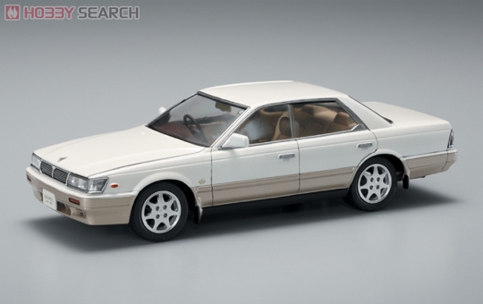 C33ローレル メダリスト クラブ-L` 91後期型 (エンジン付) (プラモデル