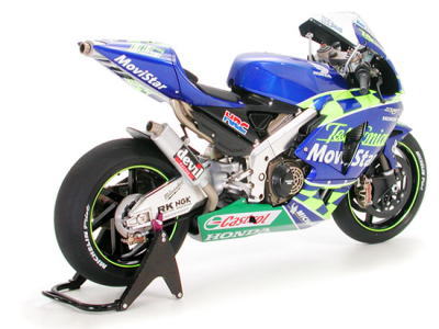 テレフォニカ モビスター ホンダ RC211V`03 (プラモデル) - ホビー