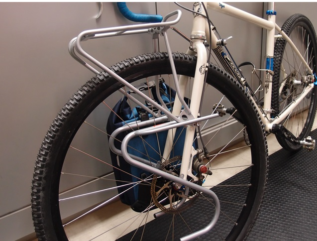 ツーリングバイク「SALSA VAYA」を組む。～その3）キャリア＆バッグ