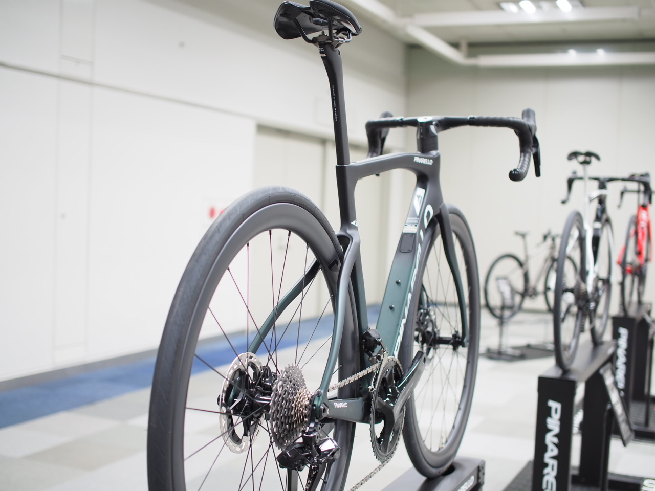 PINARELLO (ピナレロ) F9 DISK DuraAce Di2 完成車 2025 | サイクル